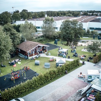 Body & Soul Neumünster : Unser Outdoor-Bereich bietet: Hindernisparcours, Outdoor-Kurse, Outdoor-Wellnessbereich, uvm. Jetzt ausprobieren!