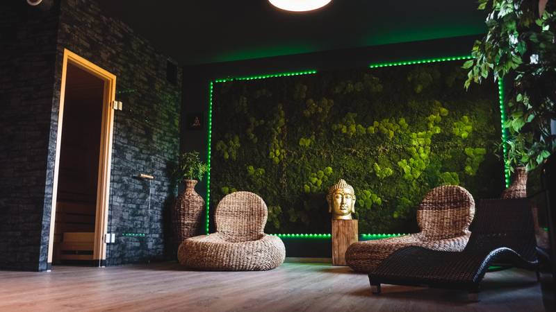 Body & Soul Neumünster: Solarium, Sauna, Wasserbett-Massage und mehr. Pure Entspannung für Dich. Jetzt anmelden und Mitglied werden.